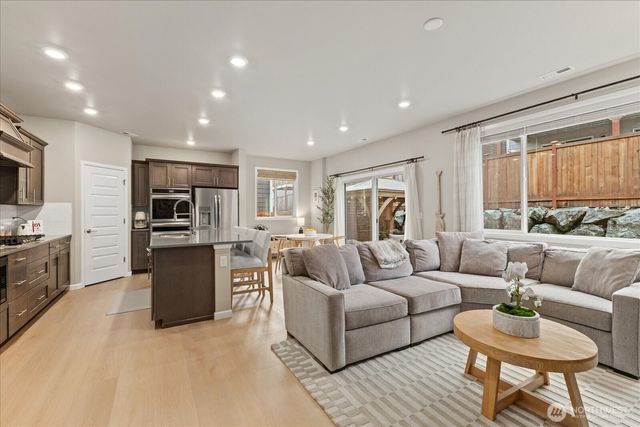 901 122nd Avenue SE, Lake Stevens, WA 98258