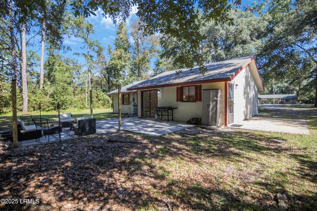 55 Lakeview Drive, Ridgeland, SC 29936