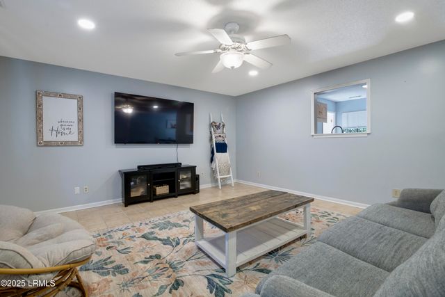 55 Lakeview Drive, Ridgeland, SC 29936