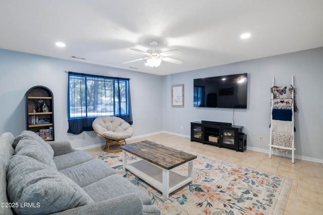 55 Lakeview Drive, Ridgeland, SC 29936