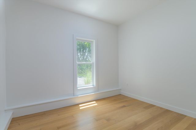69 High Street, Walpole, NH 03608