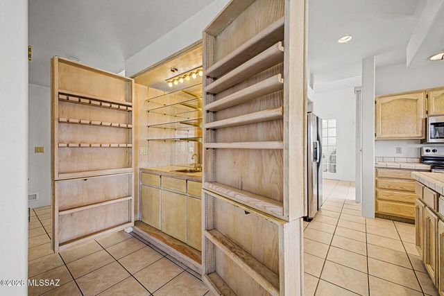 2874 N Marquise Court, Tucson, AZ 85715