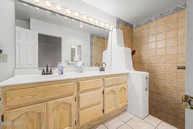 2874 N Marquise Court, Tucson, AZ 85715