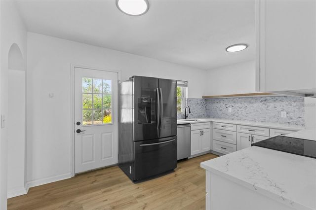6206 S FOSTER AVENUE, Tampa, FL 33611