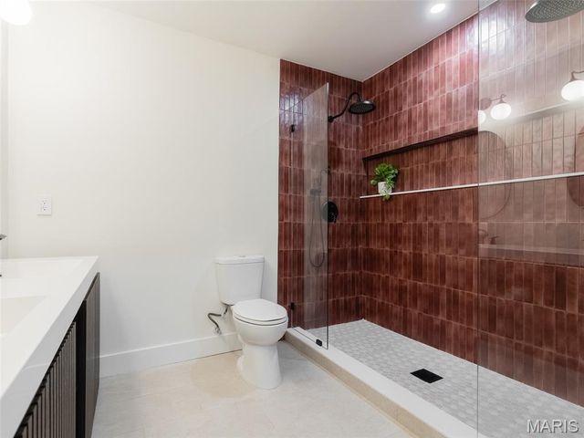 28 Black Oak Drive, Sunset Hills, MO 63127