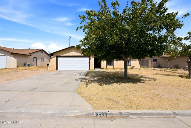 3448 W Roxbury Street, Rosamond, CA 93560