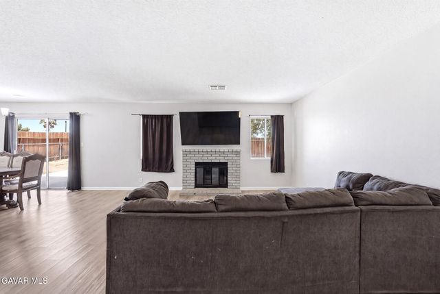 3448 W Roxbury Street, Rosamond, CA 93560