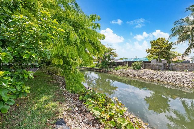 7450 SW 36th Street, Miami, FL 33155