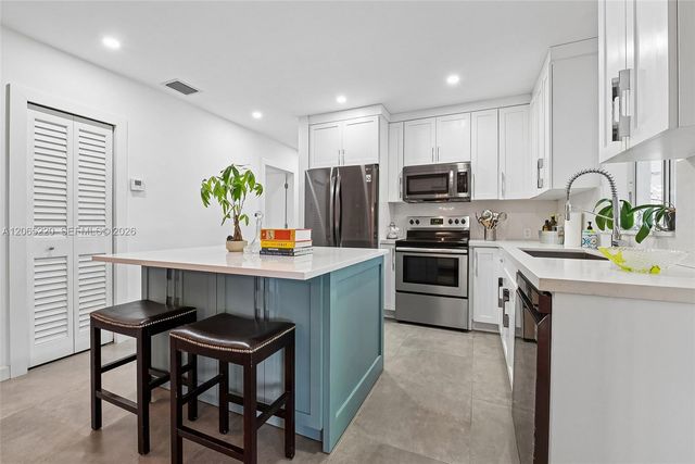 7450 SW 36th Street, Miami, FL 33155