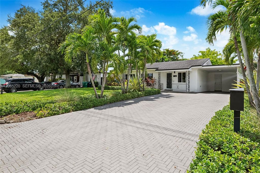 7450 SW 36th Street, Miami, FL 33155