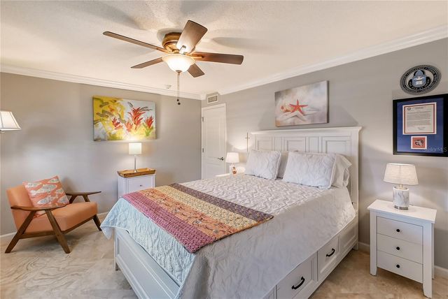 4660 OCEAN BOULEVARD P1, Sarasota, FL 34242