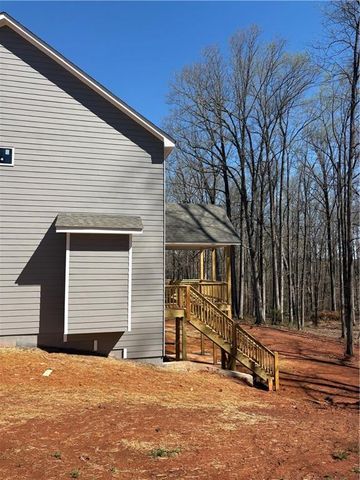 130 Mountain Creek Lane, Maysville, GA 30558