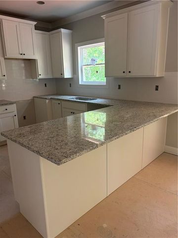 130 Mountain Creek Lane, Maysville, GA 30558