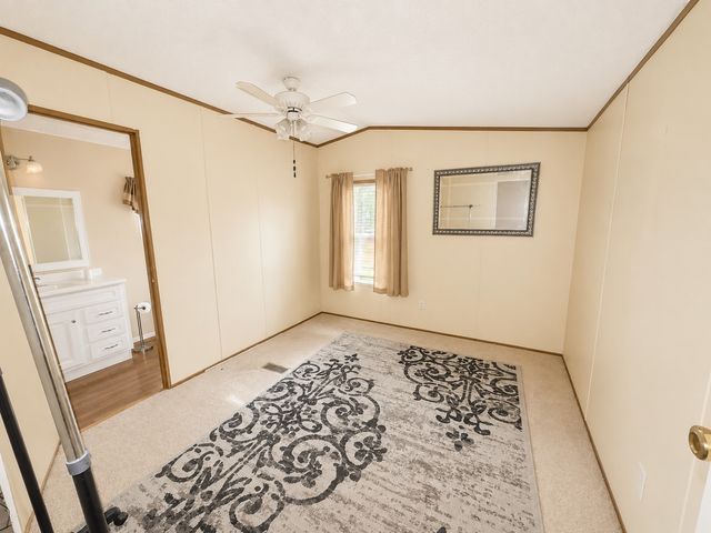 9949 Greentree Lane, Wills Point, TX 75169