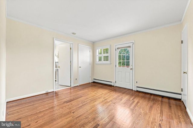 2084 DUTTON MILL RD, Newtown Square, PA 19073