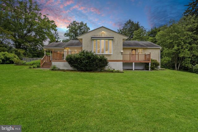 2084 DUTTON MILL RD, Newtown Square, PA 19073