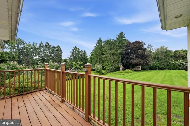 2084 DUTTON MILL RD, Newtown Square, PA 19073