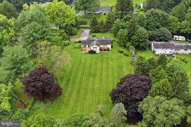 2084 DUTTON MILL RD, Newtown Square, PA 19073