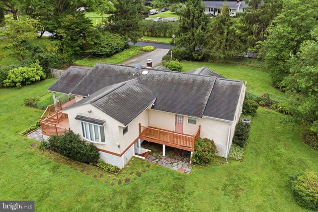 2084 DUTTON MILL RD, Newtown Square, PA 19073
