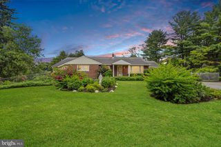 2084 DUTTON MILL RD, Newtown Square, PA 19073