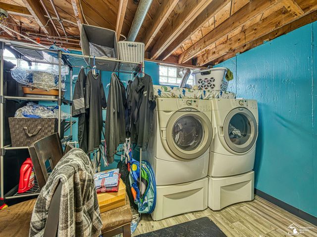 15351 Richmond Street, Southgate, MI 48195
