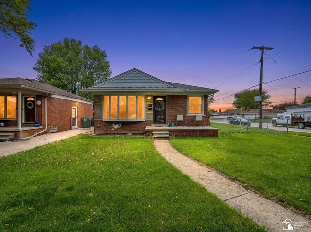 15351 Richmond Street, Southgate, MI 48195