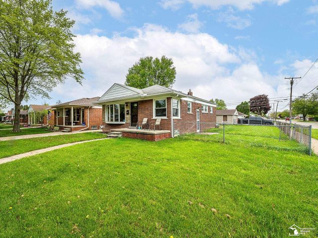15351 Richmond Street, Southgate, MI 48195