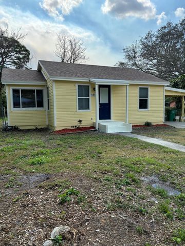 1717 Linwood Avenue, Fort Pierce, FL 34982