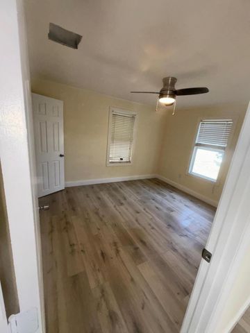 1717 Linwood Avenue, Fort Pierce, FL 34982