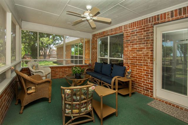 100 Durning Road, Van Alstyne, TX 75495