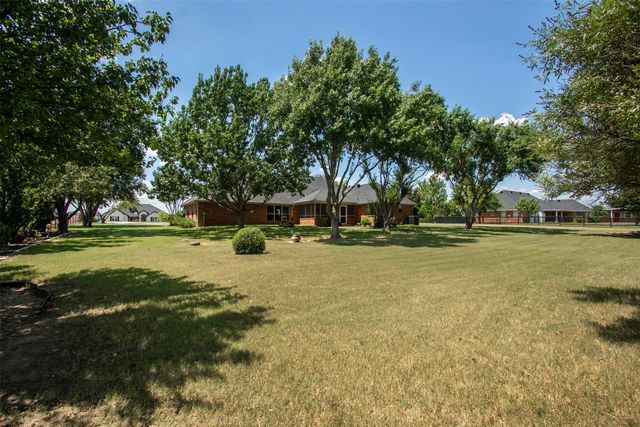 100 Durning Road, Van Alstyne, TX 75495