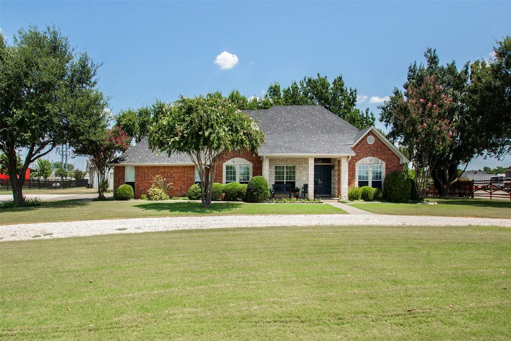 100 Durning Road, Van Alstyne, TX 75495
