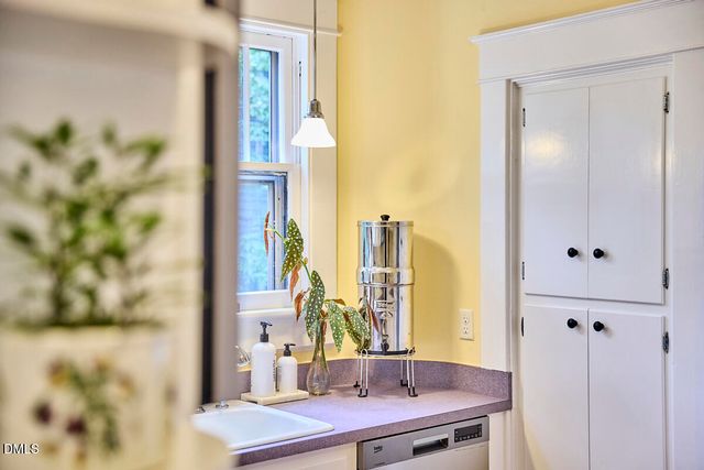 517 Cole Street, Raleigh, NC 27605