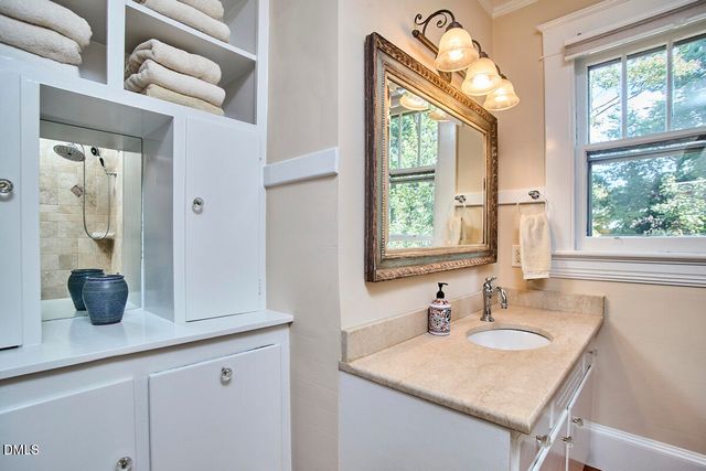 517 Cole Street, Raleigh, NC 27605