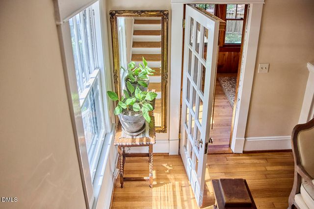 517 Cole Street, Raleigh, NC 27605