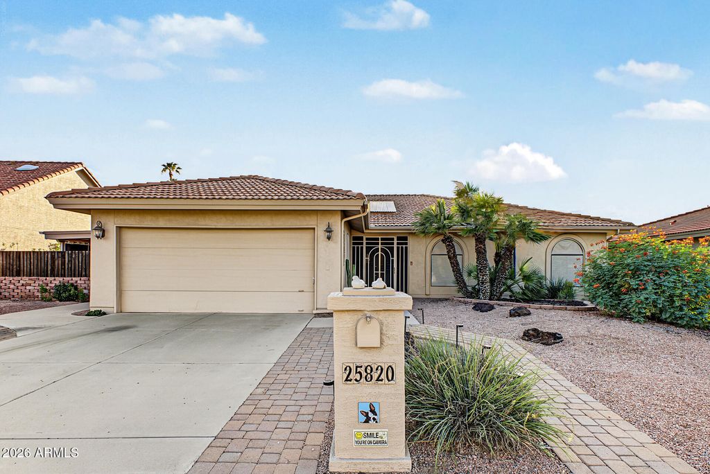 25820 S SADDLETREE Drive, Sun Lakes, AZ 85248 — exterior