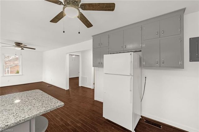 1518 Pearman Street, Reidsville, NC 27320