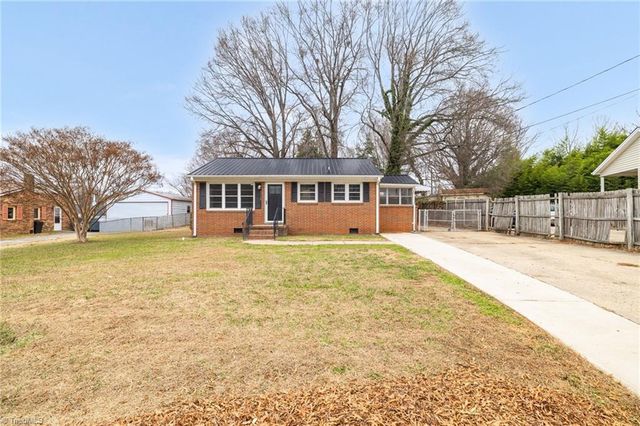 1518 Pearman Street, Reidsville, NC 27320