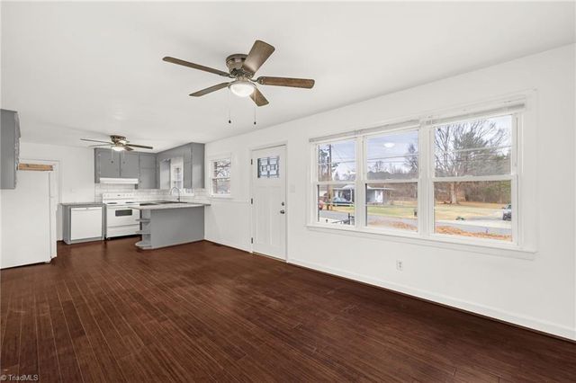 1518 Pearman Street, Reidsville, NC 27320