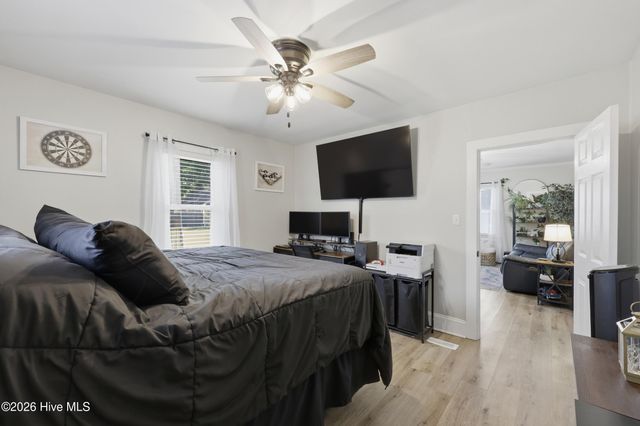 1119 W Colonial Avenue, Elizabeth City, NC 27909