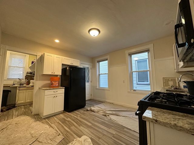 439 Winthrop St 1, Winthrop, MA 02152
