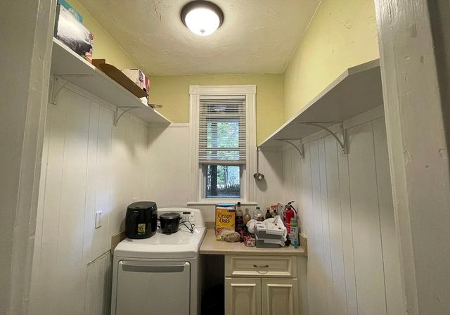 439 Winthrop St 1, Winthrop, MA 02152