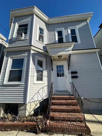 439 Winthrop St 1, Winthrop, MA 02152