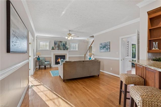 403 Meherrin RN, Yorktown, VA 23693