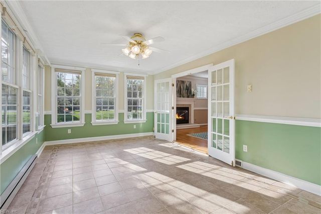403 Meherrin RN, Yorktown, VA 23693