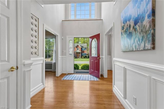 403 Meherrin RN, Yorktown, VA 23693