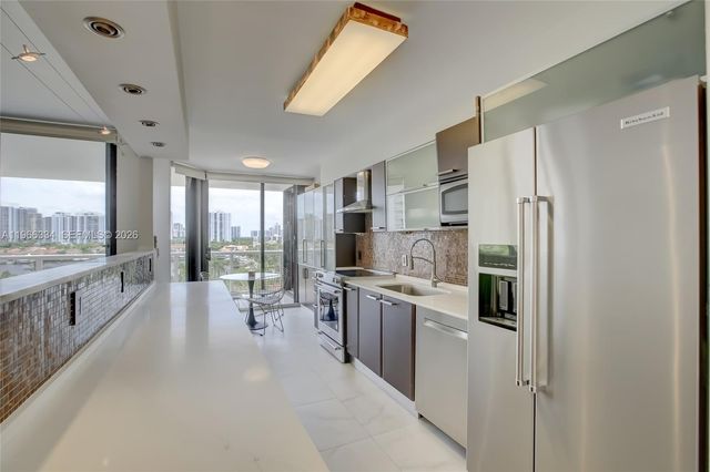 3600 Yacht Club Drive 703, Aventura, FL 33180
