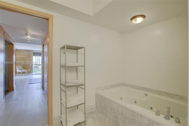 3600 Yacht Club Drive 703, Aventura, FL 33180