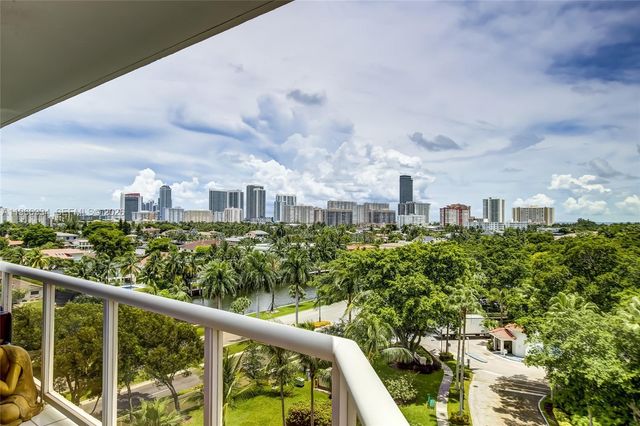 3600 Yacht Club Drive 703, Aventura, FL 33180