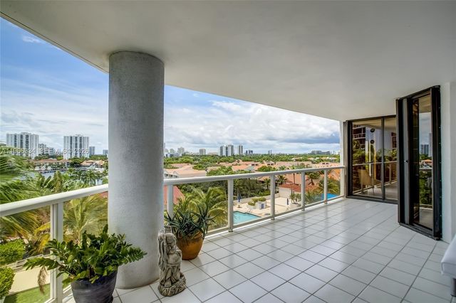 3600 Yacht Club Drive 703, Aventura, FL 33180